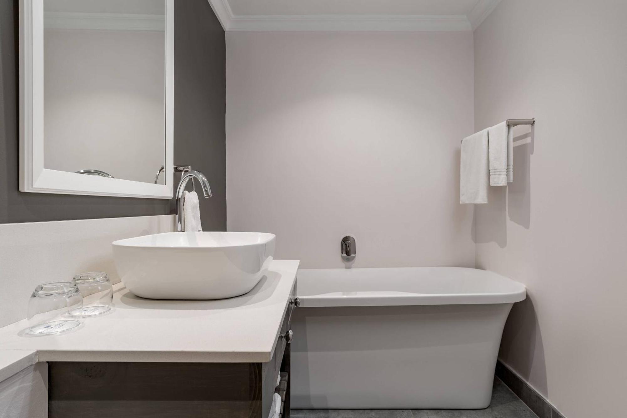 Protea Hotel By Marriott Cape Town Mowbray Esterno foto