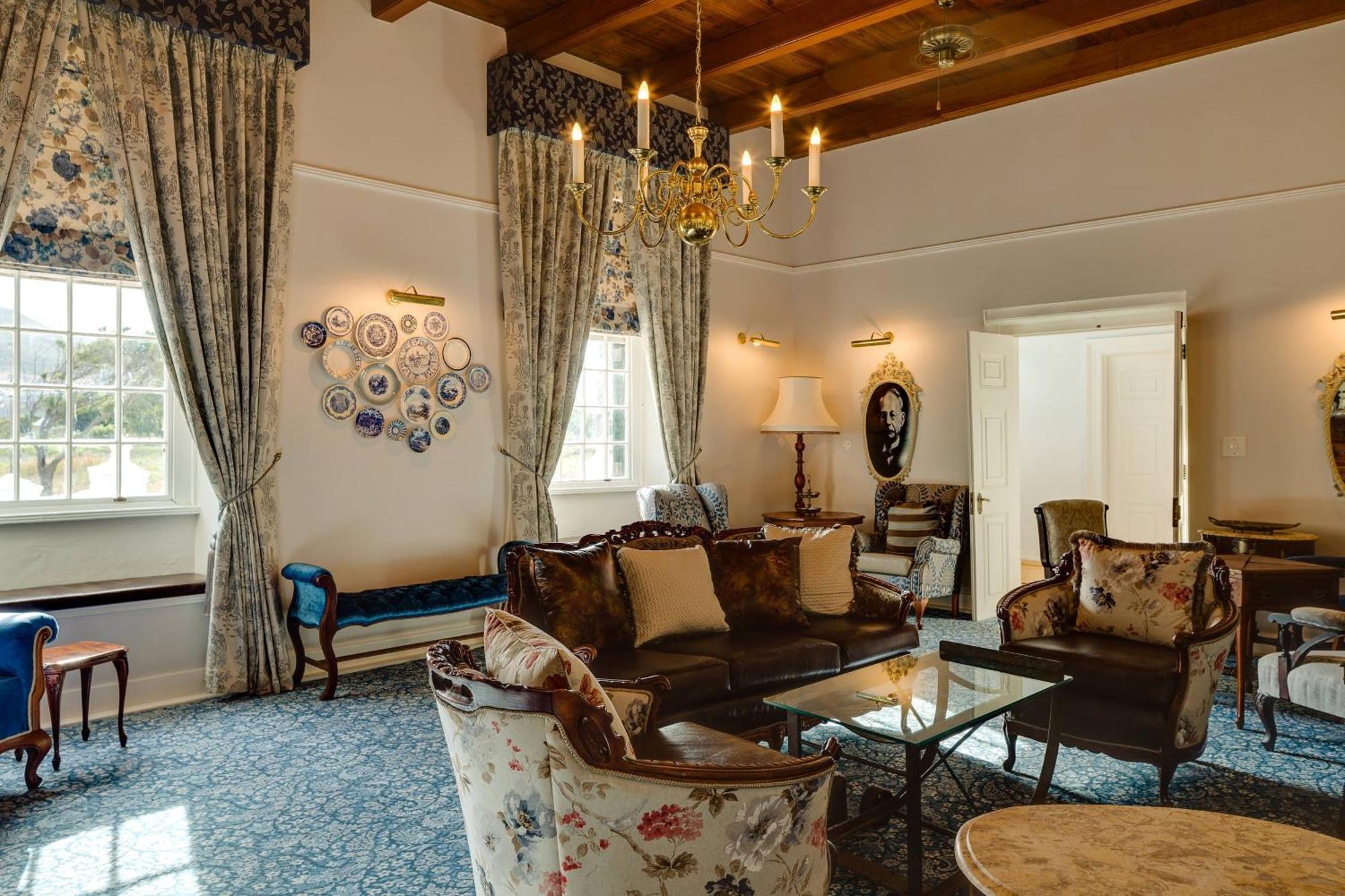 Protea Hotel By Marriott Cape Town Mowbray Esterno foto