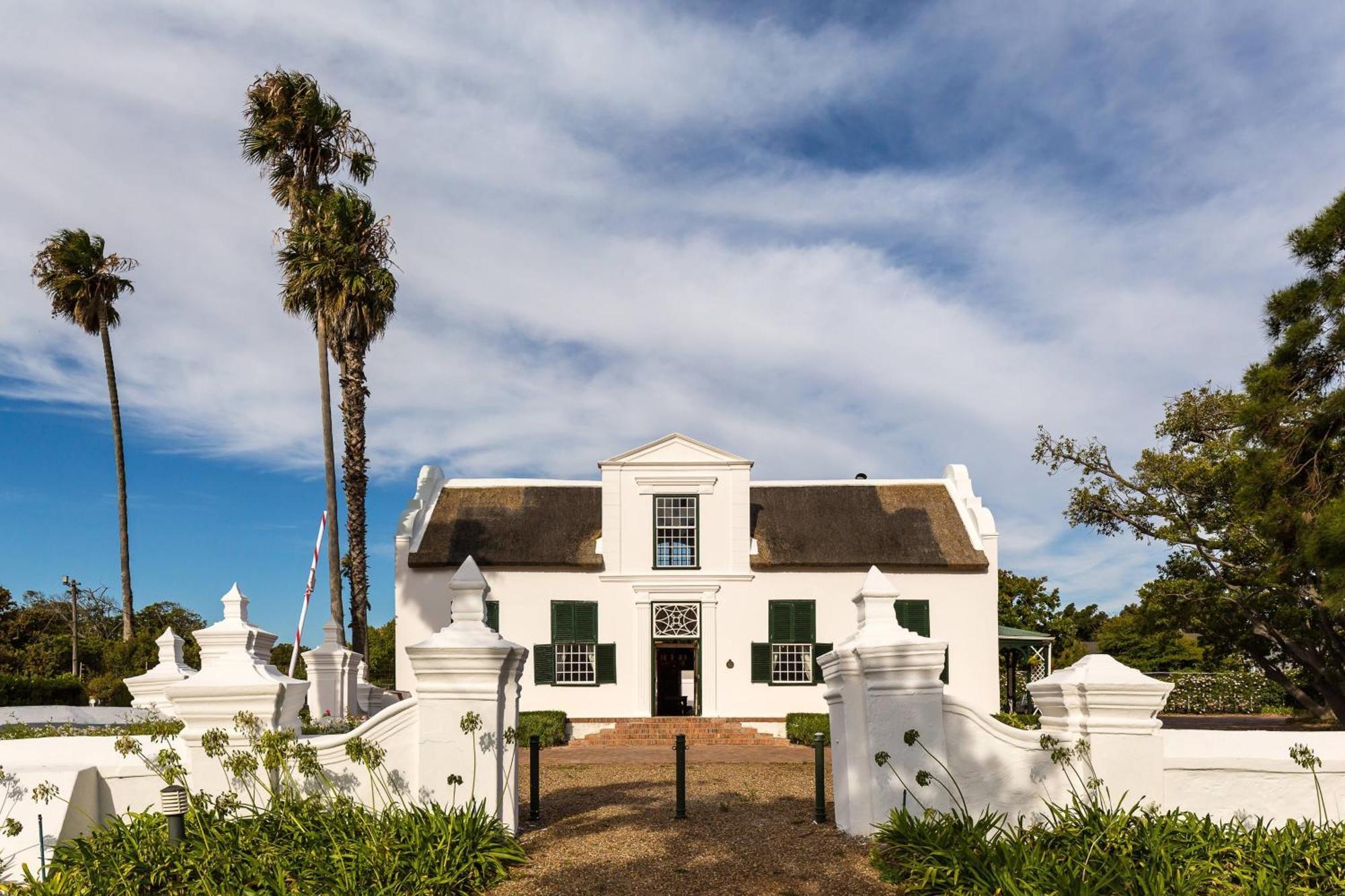 Protea Hotel By Marriott Cape Town Mowbray Esterno foto